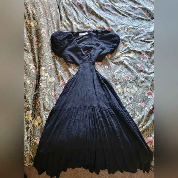 ASTR the Label Puff Sleeve Midi Dress - Picture 5 of 8